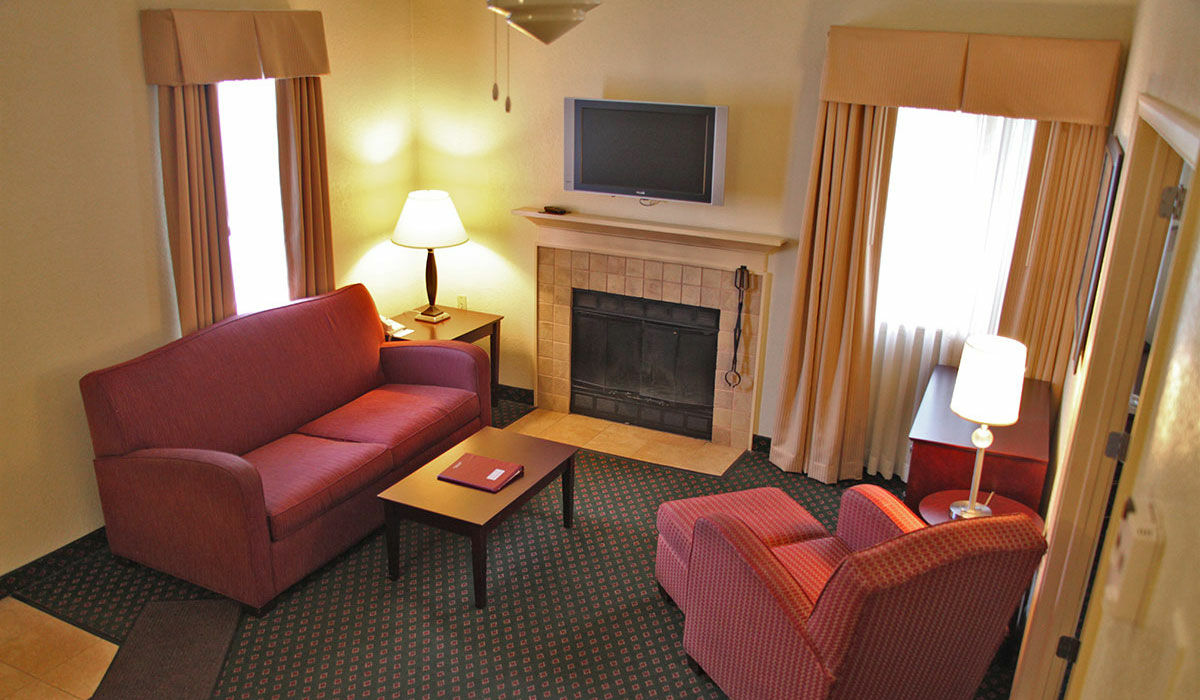 New Haven Village Suites Exterior foto